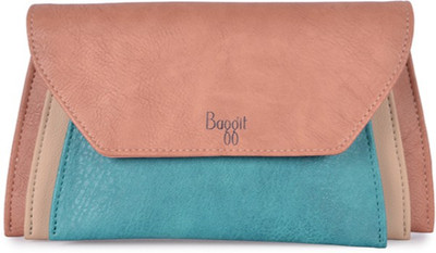 

Baggit Casual Pink Clutch
