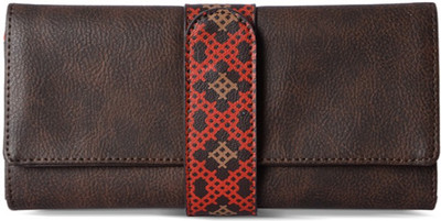 

Baggit Casual Brown Clutch