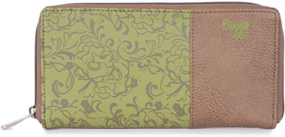 

Baggit Casual Beige Clutch