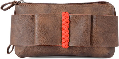 

Baggit Casual Brown Clutch