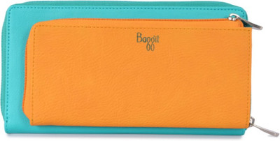 

Baggit Casual Blue Clutch