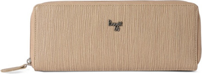 

Baggit Casual Beige Clutch