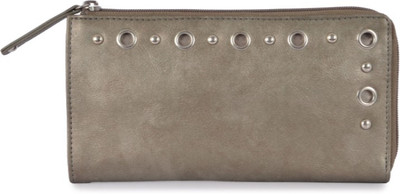 

Baggit Casual Silver Clutch