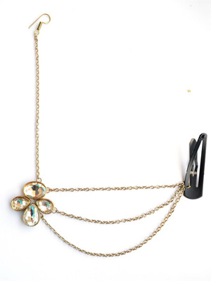 

Pretty Ponytails Kundan Gold Tikka Side Headchain Matha Patti Hair Chain(Gold)