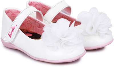 

Barbie Girls Velcro Ballerinas(White