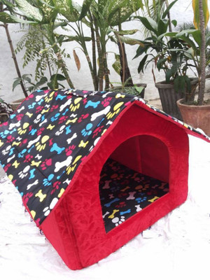 

Birds' Park Dog House or Small Animal House Dog House