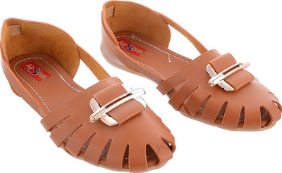 

AirSoon Women Tan Flats