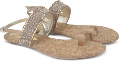 

Catwalk Women GOLD Flats