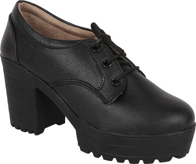 

Smart & Sleek Boots For Women(Black