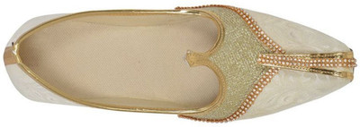

Rajwari Jutis For Men(White