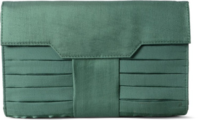 

Baggit Party Green Clutch
