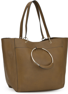 

Accessorize Shoulder Bag(Tan)