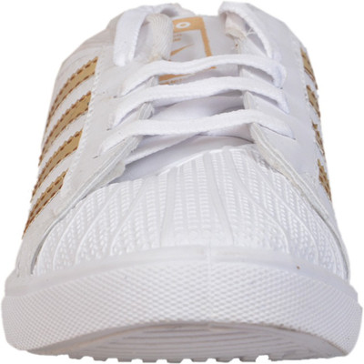 

CAMRO DENIM201WHITEGOLDEN Sneakers For Men(Gold, Whitegolden-