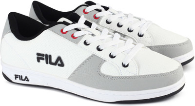 

Fila AIDEN Sneakers For Men(White, Wht/gry