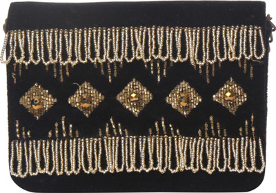 

Monokrome new york Casual Black Clutch