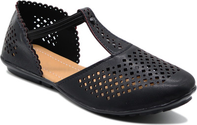 myra Women Black Flats myra Women Black Flats