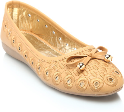 

CUTE FEET Bellies For Women(Beige