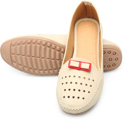 

Nayra Creations Bellies For Women(Off White