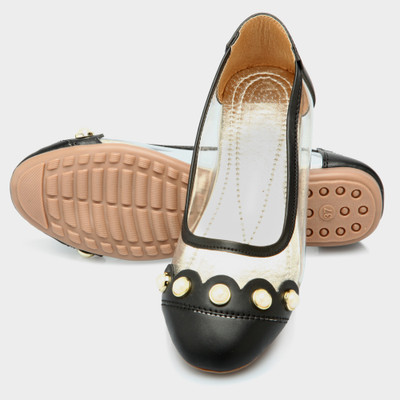 

Nayra Creations Bellies For Women(Black, Natural