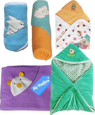 

My Newborn Cartoon  Hooded Baby Blanket(Polyester, Green