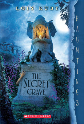 Secret Grave: a Hauntings Novel,the(English, Paperback, Ruby Lois)