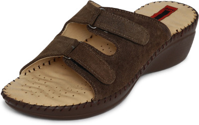 

1 WALK Women Khaki Flats