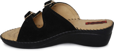 

1 WALK Women Black Flats