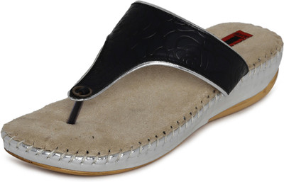 

1 WALK Women Black Flats