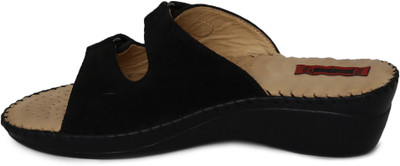 

1 WALK Women Black Flats