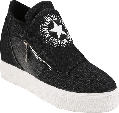 

Go India Store Slip On Sneakers For Women(Black