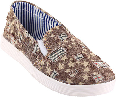 

Go India Store Slip On Sneakers For Women(Multicolor, Brown