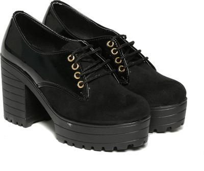 

Trendy Look SUEDE PATENT Casuals For Women(Black