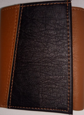 

eazy life Men Multicolor Genuine Leather Wallet(7 Card Slots), Tan