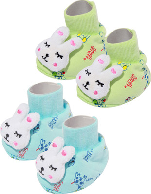 

Baby Inn Bootie pack of 2 Booties(Toe to Heel Length - 8 cm Multicolor)