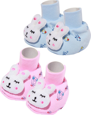 

Baby Inn Bootie pack of 2 Booties(Toe to Heel Length - 8 cm Multicolor)