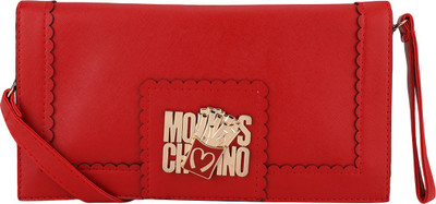 

BlackBird Casual Red Clutch