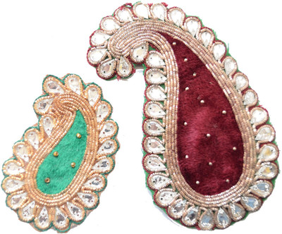 

Pretty Ponytails Ethnic Paisley Hair Clip Gift Set | Bead Velvet Ethnic Paisley Clip Set of 2 Gold Red Green Maroon Hair Accessories Tic Tac Clip(Maroon, Green, Gold)