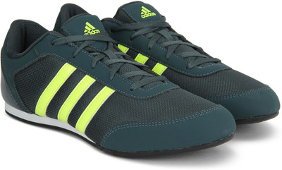 

ADIDAS VITORIA II Training & Gym Shoes For Women(Green, Midngt/ltflye