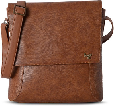 

Baggit Women Casual Brown PU Sling Bag