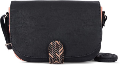 

Baggit Women Casual Black PU Sling Bag