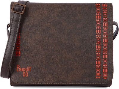 

Baggit Women Casual Brown PU Sling Bag