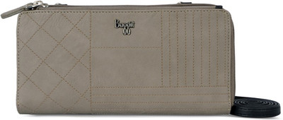 

Baggit Women Casual Beige PU Sling Bag