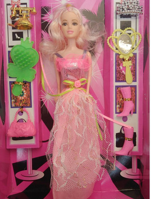 

P17 collection Princess doll with crown and cosmetic accessories(Multicolor)