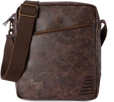 

Baggit Messenger Bag(Brown)