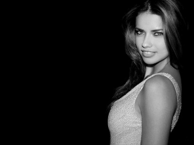 

Celebrity Adriana Lima Models Brazil HD Wall Poster Fine Art Print(12 inch X 18 inch, Rolled)