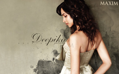 

Celebrity Deepika Padukone Actresses India HD Wall Poster Fine Art Print(12 inch X 18 inch, Rolled)