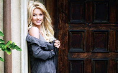 

Celebrity Julianne Hough HD Wall Poster Photographic Paper(12 inch X 18 inch, Rolled)