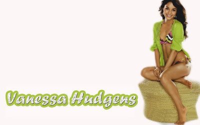 

Akhuratha Wall Poster Celebrity Vanessa Hudgens Actresses Paper Print(12 inch X 18 inch, Rolled)