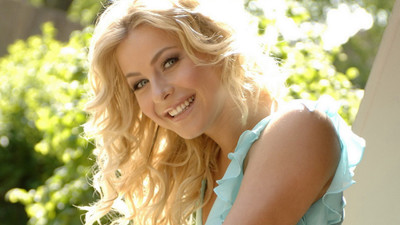 

Celebrity Julianne Hough HD Wall Poster Photographic Paper(12 inch X 18 inch, Rolled)
