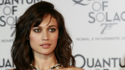 

Akhuratha Wall Poster Celebrity Olga Kurylenko Actresses France Paper Print(12 inch X 18 inch, Rolled)